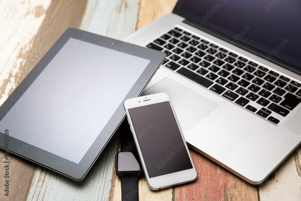 The Apple/Mac Users Group